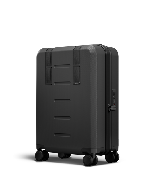 Cestovný kufor Db Ramverk Carry-on Black Out - 2024/25