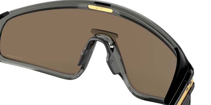 Slnečné okuliare OAKLEY Latch Panel Prizm 24k Lenses / Grey Smoke Frame